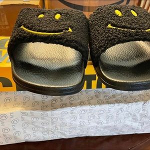 China Town Market Slides -100% Authentic